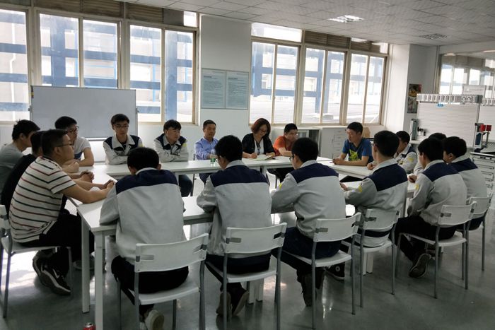 机械工程系组织第十九期莫仕订单班培训结业座谈会